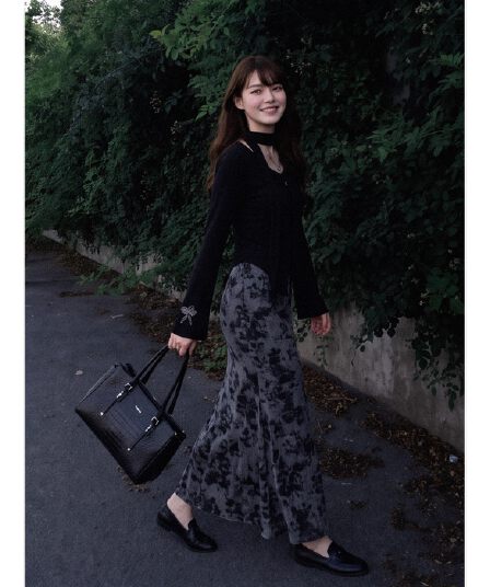 실사 재고 있음 서리가 내린 부서 검정색 새로운 중식 이른 봄 착용 가져 가라. 전체 집합 레트로 맨위 홀치기 염색 인어 꼬리 반신
