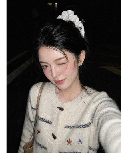 실사 재고 있음 한 부서 공정한 섬 소뿔 버클 스웨터 여성 코트 가을 겨울 루즈핏 슬림해 보이는 느긋한 니트 오픈 가디건