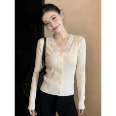 批发温柔风精致氛围感<b class='q'>甜美</b>风白色蕾丝拼接V领针织开衫女通勤绝美上衣