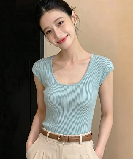 박하 남자 웨이브 녹색 라운드 넥 얼음 실크 니트 스웨터 여성 여름 얇은 스타일 반팔 슬림해 보이는 품격 맨위 2026 새로운