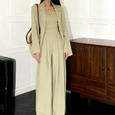 批发实拍#高品质#小个子无袖吊带连体裤<b class='q'>女</b>夏收腰<b class='q'>背带裤</b>直筒阔腿拖地裤