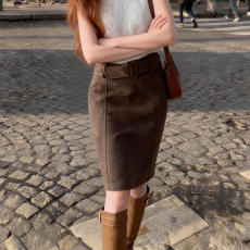 批发实拍#150小矮个子遮胯半身裙女冬高腰显瘦A字包臀五分麂皮绒中裙
