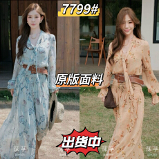 批发春夏时尚仙气温柔游牧风法式碎花收腰<b class='q'>长袖</b>显瘦印花乔其纱<b class='q'>连衣</b>裙