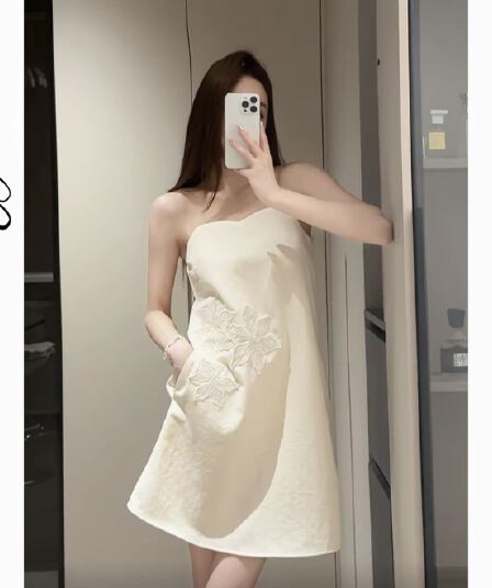 mianmianonline 전복 시스루 조끼 자수 디자인 섹션 조끼 느슨함 센스 드레스