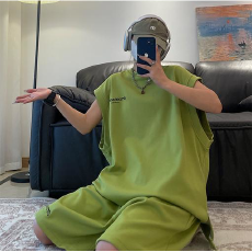 批发牛油果绿无袖套装女夏季新款学生韩版<b class='q'>宽松</b>两件套