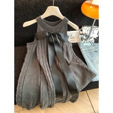 批发古早感长袖复古包臀裙露肩毛衣秋冬灯笼袖千金感收腰针织连衣裙女