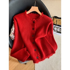 批发实拍本命年气质红色小香风<b class='q'>毛衣</b>开衫女秋冬季设计感流苏针织衫上衣