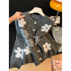 批发实拍~设计感精致提花重工钉珠针织毛衣女2025秋冬季新款<b class='q'>开衫</b>上衣