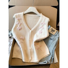 批发实拍法式复古刺绣森系绣花少女春季新款宽松针织开衫马甲外搭上衣