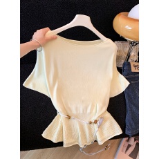 批发高级感斜肩短袖针织衫女2026新款设计感韩系收腰显瘦早<b class='q'>春</b>气质上衣