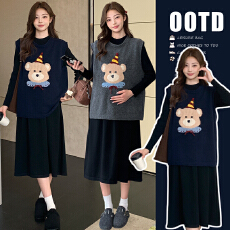 2025新款孕妇可爱卡通毛织马甲+高品质打底裙两件套