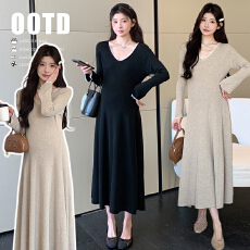 批发2026春季韩流修身<b class='q'>显瘦</b>针织拼接蕾丝长款连衣裙