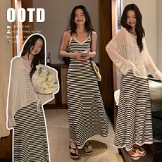 批发2026春<b class='q'>夏</b>条纹V领吊带连衣裙+镂空针织宽松慵懒风罩衫上衣