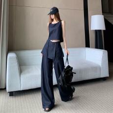 批发韩系松弛感休闲套装女2026夏季新款时尚<b class='q'>背心</b>+感腰显瘦垂感屁帘裤