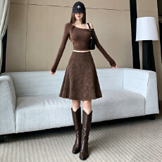 批发复古麂皮绒高腰简约显瘦A字<b class='q'>伞</b><b class='q'>裙</b>女2026秋冬新款咖色五分短<b class='q'>裙</b>半<b class='q'>裙</b>