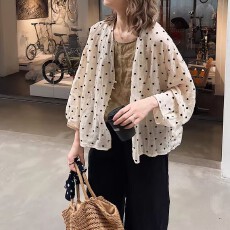 批发夏季新女<b class='q'>韩国</b>单苎麻V领大码衬衫开衫小衫