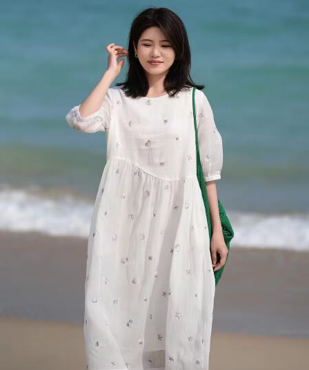 문예 베이지 색 프린트 여성 드레스 7부 소매 허리 수축 슬림해 보이는 대 스윙 길이 치마 품격