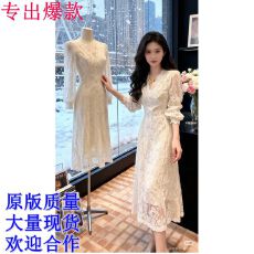 批发高级感巨好看早秋白色掐腰连衣裙2025新款韩系温柔风气质蕾丝长裙