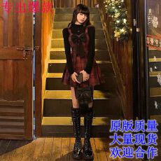 批发圣诞红色格子吊带连衣<b class='q'>裙</b>韩系一整套深冬穿搭氛围感小香风礼服套装