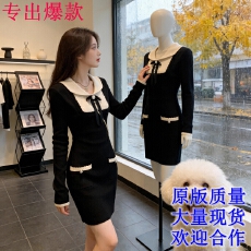 批发韩系<b class='q'>娃娃领</b>针织<b class='q'>连衣裙</b>女2025秋冬设计感气质赫本风收腰显瘦小黑裙