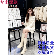 批发慵懒风红色针织连衣裙女2025新款初<b class='q'>冬</b>小个子宽松立体蝴蝶结毛衣裙