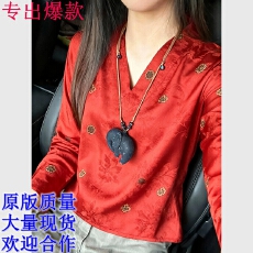 批发红色提花长袖t恤26春季本命年衬衫改良<b class='q'>唐装</b><b class='q'>汉服</b>新中式国风V领上衣