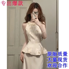 批发新中式套装女晨袍<b class='q'>敬酒</b><b class='q'>服</b>领证穿搭高级感订<b class='q'>婚礼</b><b class='q'>服</b>重要场合两件套裙