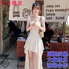 批发CallmeEar原创不规则裙摆<b class='q'>连衣裙</b>缎面波点天丝印花<b class='q'>露背</b>长裙