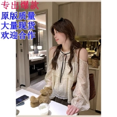 批发PtonUmi早纪春奈 露肩<b class='q'>波点</b><b class='q'>衬衫</b>女巨好看显瘦上衣夏气质温柔娃娃衫