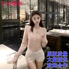 批发若语定制 温柔姐系 立体方形纹理肌理感<b class='q'>圆领</b><b class='q'>针织</b><b class='q'>开衫</b>复古上衣秋冬