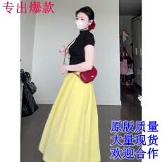 批发韩风chic一整套独特漂亮巨好看的夏装<b class='q'>套装</b>女款2026夏季爆款两件套