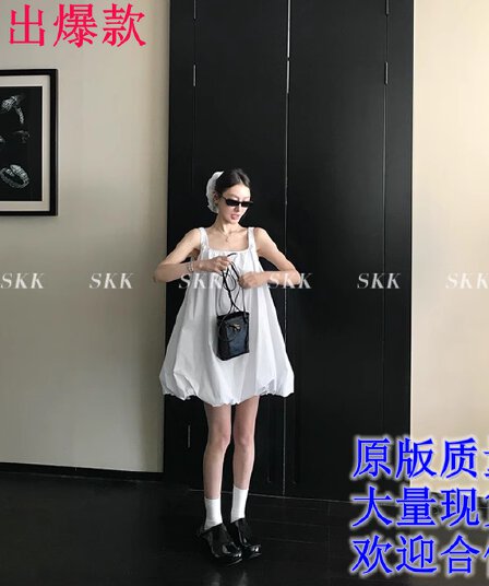 스와 리 转角 미니멀리즘 u 칼라 꽃밭 조끼 스커트 여성 봄 여름 새로운 루즈핏 한 마디 드레스