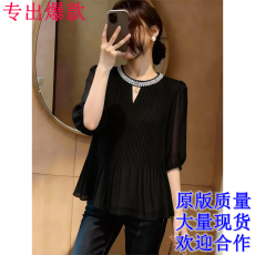 批发高级感黑色重工镶钻雪纺短袖衬衫女2026夏<b class='q'>大码</b>胖mm巨好看显瘦上衣