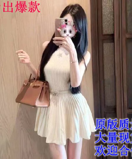 프랑스식 미니멀리즘 명문 여성 품격 플리츠 니트 여성 드레스 여름 섹션 스와로브스키 벨트 허리 수축 작은 키 민소매 치마