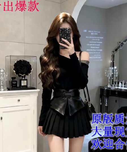 프랑스식 로얄 자매 바람 검정색 비스듬한 칼라 오프숄더 긴팔 여성 드레스 가을 겨울 품격 허리 수축 슬림해 보이는 플리츠 짧은 치마