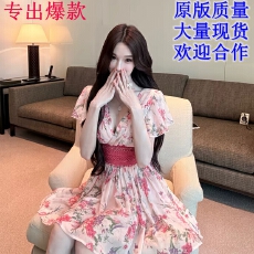 批发WW定制初遇心动日系V领雪纺连衣裙<b class='q'>夏</b>季古早性感纯欲绝美短裙