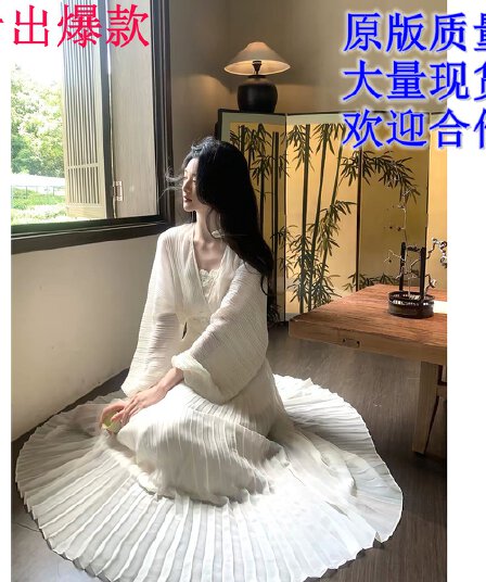 8.4 20 00pm 켜기 새로운 프라임 달 사직 압력 주름 레이스 드레스