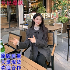 批发切糕自制小个子新款秋冬裙子女毛呢外套连衣裙灰色小香风好看套装