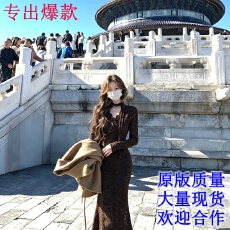 批发Xxiiuu 时光絮语 秋季内搭打底裙v领蕾丝包臀鱼尾裙连衣裙女长裙