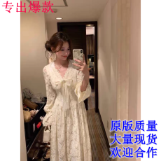 批发法式白色v领蕾丝长袖<b class='q'>连衣裙</b>子女早秋2026新款高级感气质收腰长裙