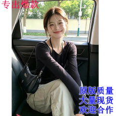 批发黑色长袖T恤女秋季独特别致假两件<b class='q'>打底衫</b>修身显瘦上衣