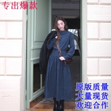 批发小众两翻领格纹假两件<b class='q'>连衣</b>裙收腰显瘦<b class='q'>长裙</b>