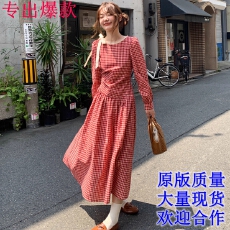 批发花边领复古格子长袖连衣裙女春季2026新款设计感a字<b class='q'>长裙</b>