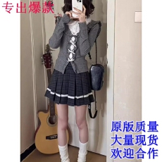 批发春秋新款法式<b class='q'>气质</b>减龄甜美少女学院风长袖波点上衣外搭短裙套装女