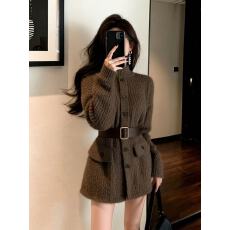 批发出席重要场合的裙子小个子气质收腰小香风立领咖色针织<b class='q'>连衣裙</b>女冬