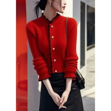 批发超好看红色新年新款<b class='q'>毛衣</b>奶呼呼软糯气质内搭<b class='q'>荷叶边</b>针织上衣