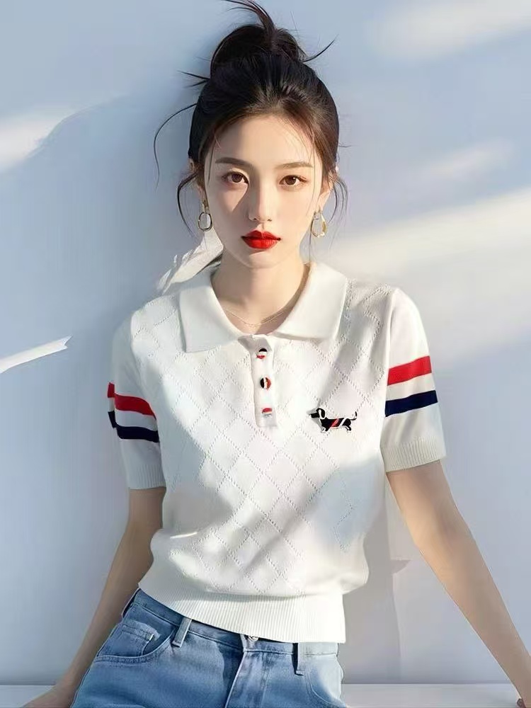 화이트 만화 강아지 POLO 칼라 반팔 티셔츠 여성 여름 작은 대중 아니요 명중 섹션 착용 가져 가라. 작은 샤넬 스타일 링 체크무늬 맨위