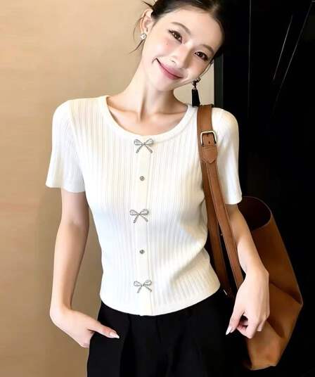 프랑스식 작은 샤넬 스타일 나비 아이싱 실크 반팔 티셔츠 여성 새로운 라운드 넥 품격 연령 감소 고유 한 아름다운 니트 스웨터