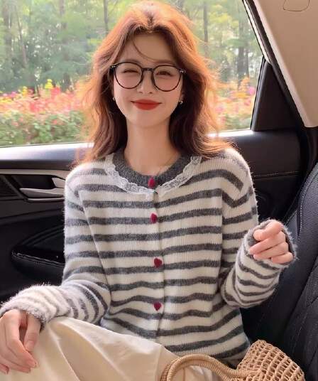 프랑스식 레이스 레이스 칼라 스트라이프 니트 오픈 가디건 레트로 배색 부드러운 찹쌀 쇼트 스타일 다용도 스웨터 코트 여자