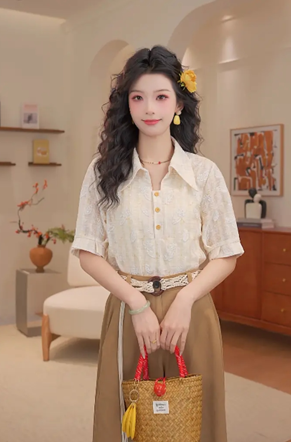 빅 사이즈 새로운 여름 작은 대중 디자인 폴로 칼라 반팔 여성 셔츠 루즈핏 슬림해 보이는 캐주얼 다용도 POLO 칼라 맨위